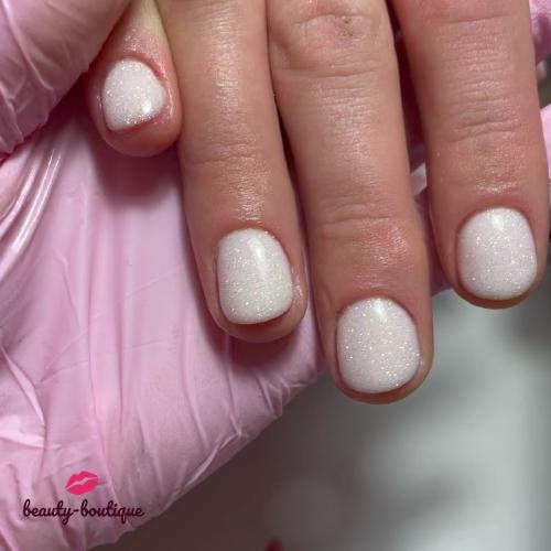 Иногда, по неизвестным природе причинам, клиент может пропасть, на несколько месяцев, единичный случай, спасибо моим преданным  Друзьям, девочки привет 🙋‍♀️😘 Привести в порядок такие ручки за один раз бывает непросто🔥 поэтому регулярный, ежемесячный уход позволит вам сохранить ногти и кутикулу в полном порядке, избавит ногти от ломкости, благодаря тому, что материал мы не перенашиваем! Уважаемые и Дорогие Девушки, руки, это второе лицо Женщины, любите их, хольте и лелейте, тогда ваши ручки обязательно будут долго радовать Вас своей молодостью и нежностью💅🏽