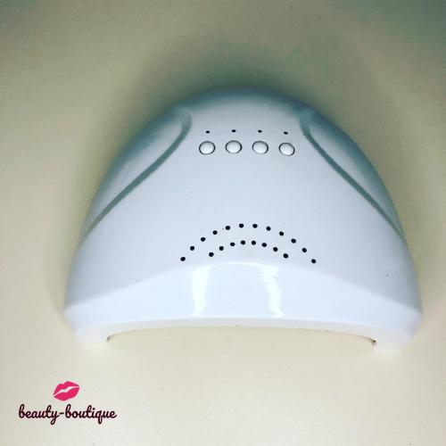 УФ лампа в маникюре, - необходима для достижения результата. Стерильное профессиональное оборудование крайне важно для вашего комфорта.