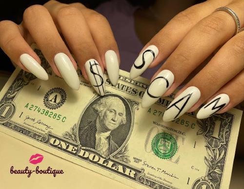 Предыдущие укреплённые ноготки относились полтора месяца, все на месте и целы, один ногти дал небольшую трещину! Вновь сделали комплекс с укреплением некоторых «опасных» ноготков, покрыли в белый тон, самый эффектный цвет для загорелых рук, на мой 👀 взгляд, добавили стильный, молодежный сленг и получилось поистине 👍 крутттоооо🤘#мояработа❤️