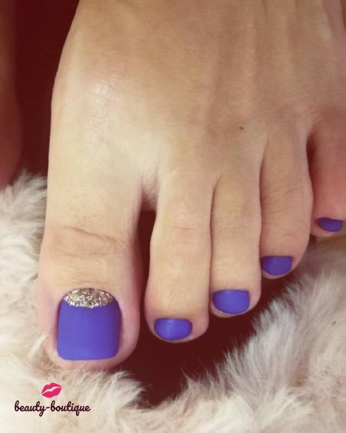 Записаться на Акварель ногтей для праздника