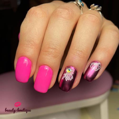 Для тех кто любит по-ярче, дизайн по-креативнее, это Алиночка!!! И ей это действительно идёт👛 сломался мой штативчик для фото🤷 вывожу как есть так сказать в естественном виде!!!